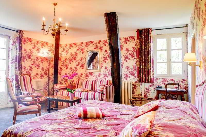Hotel Chateau De Castel Novel - Les Collectionneurs Varetz Exteriér fotografie