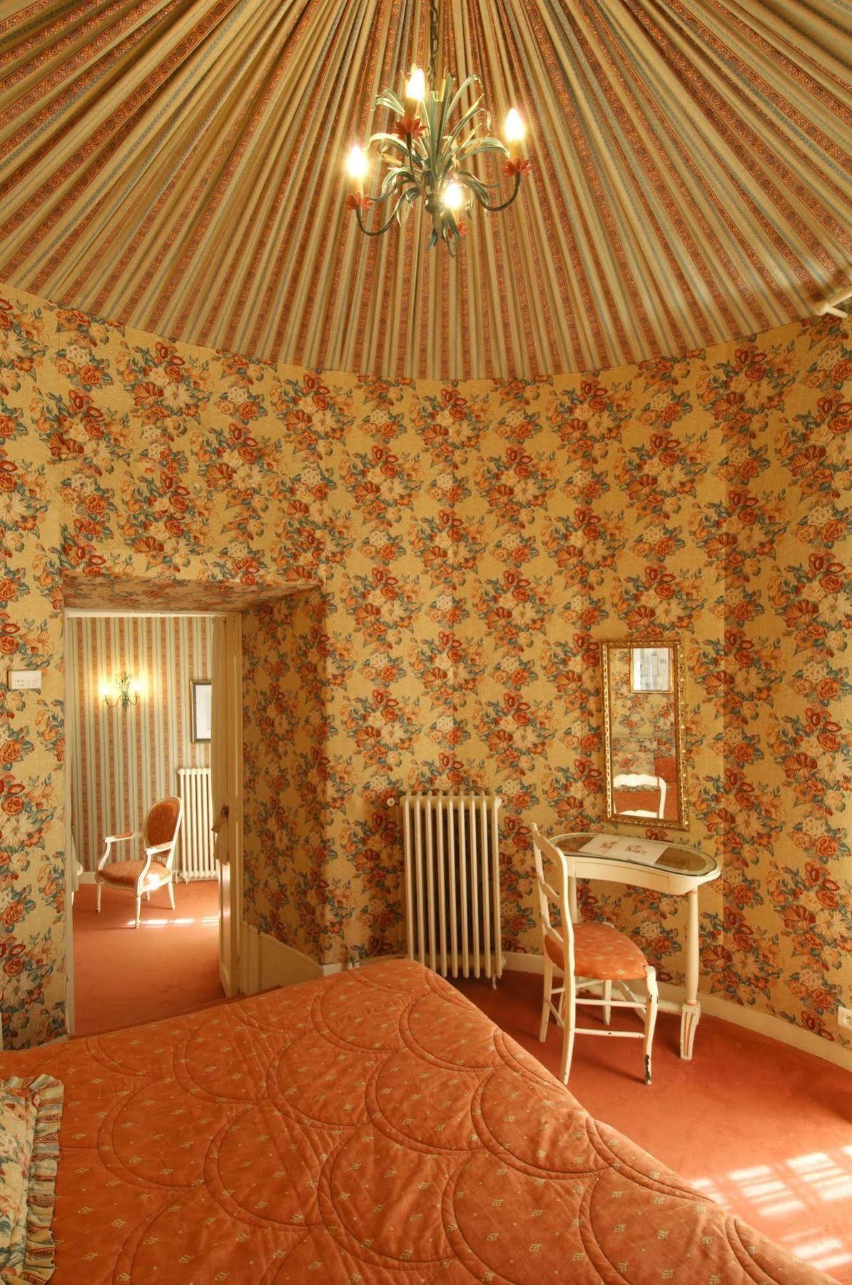 Hotel Chateau De Castel Novel - Les Collectionneurs Varetz Exteriér fotografie